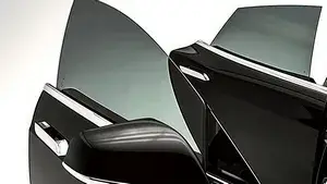 Контурная резка автомобильных и антигравийных пленок без прорезания подложки