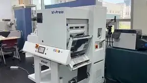 Цифровая печатная машина ViPress для печати 13-дюймовых этикеток (CMYK+W)