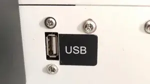 Передача файлов с помощью USB-накопителя и USB-интерфейса  