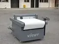 Планшетный режущий плоттер с рулонной подачей VFC90